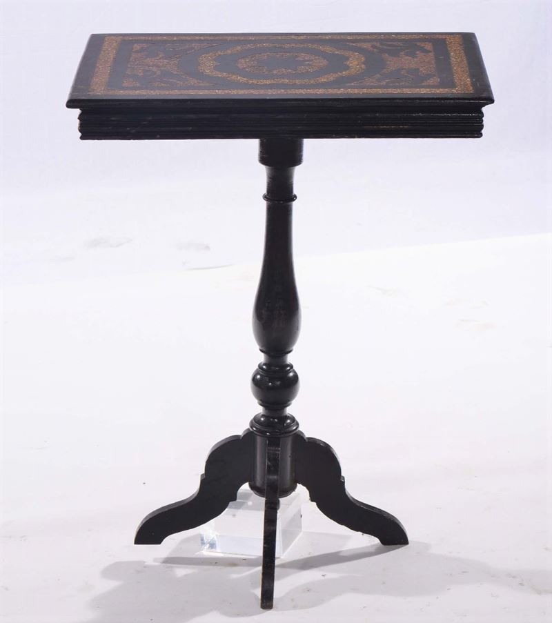 Tavolino in legno ebanizzato con piano in scagliola  - Auction Antiques and Old Masters - Cambi Casa d'Aste