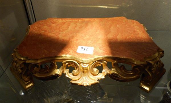 Base Luigi XV in legno intagliato e dorato, Napoli XVIII secolo