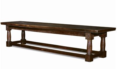 Grande Tavolo in Legno di Noce, XVI Secolo