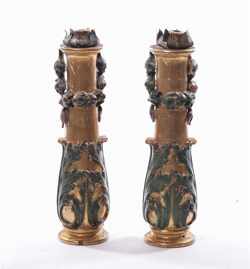 Coppia di elementi portaceri in legno laccato e dorato, XVIII secolo  - Auction Time Auction 6-2014 - Cambi Casa d'Aste