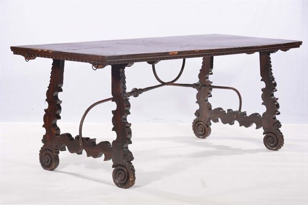 Tavolino fratino in stile