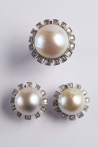 Parure Composta da Anello e Orecchini