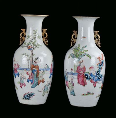 Coppia di Vasi in Porcellana Famiglia Rosa, Cina, Dinastia Qing, Fine XIX Secolo