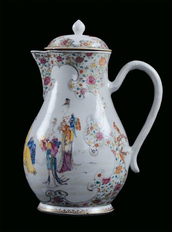 Porcelain coffee pot, China, Qing Dynasty, Qianlong Period, 18th century polychrome decoration with oriental figures, h cm 38
