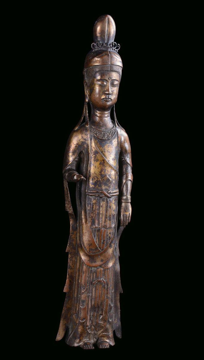 Guanyin in bronzo dorato, probabilmente Sud - Est Asiatico, XIX secolo  - Asta Fine Chinese Works of Art - Cambi Casa d'Aste