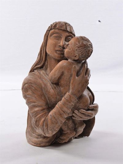 Scultura in Terracotta Raffigurante Madonna con Bambino