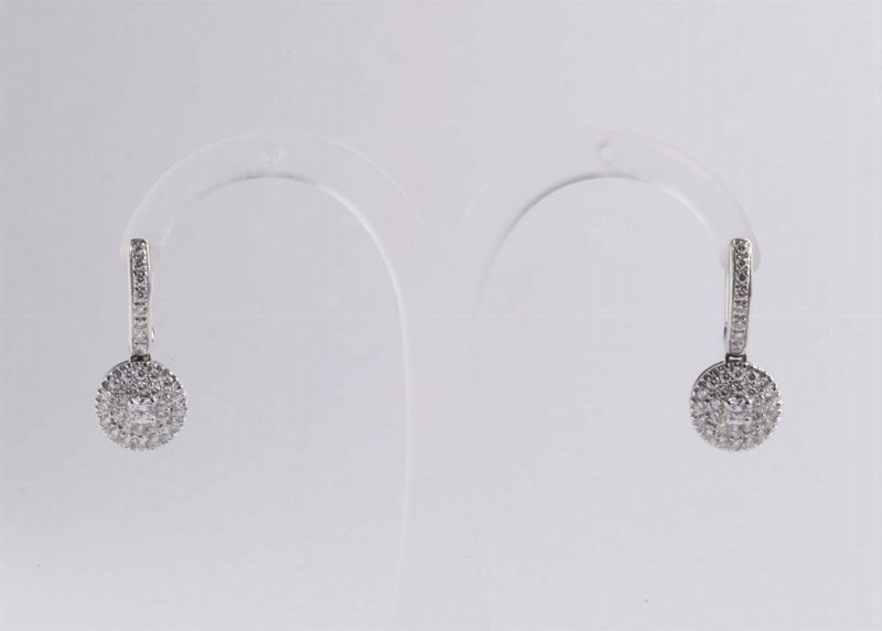 Orecchini con pavé di diamanti  - Auction Silvers, Ancient and Contemporary Jewels - Cambi Casa d'Aste