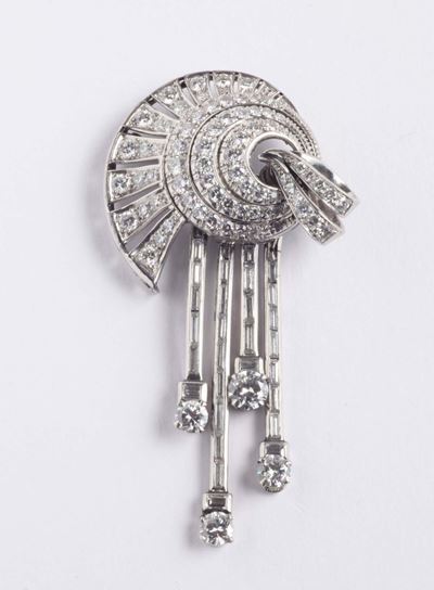 Spilla Art Deco con Diamanti. 1920