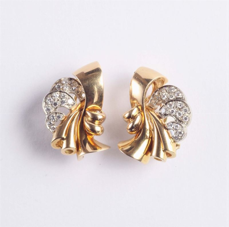 Orecchini a volute con diamanti  - Auction Silvers, Ancient and Contemporary Jewels - Cambi Casa d'Aste