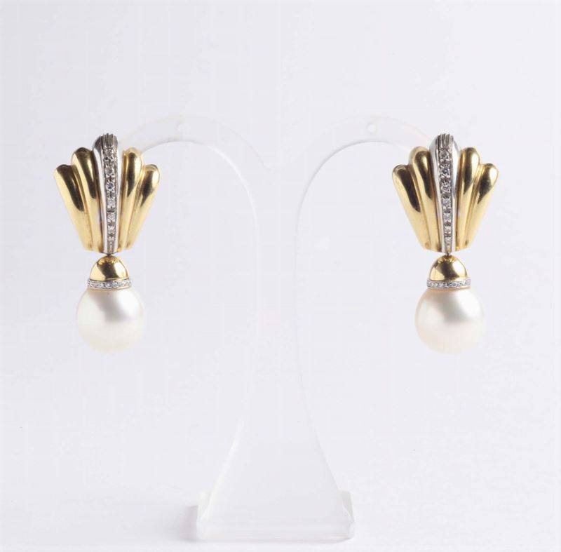 Orecchini con perle  - Asta Argenti e Gioielli Antichi e Contemporanei - Cambi Casa d'Aste