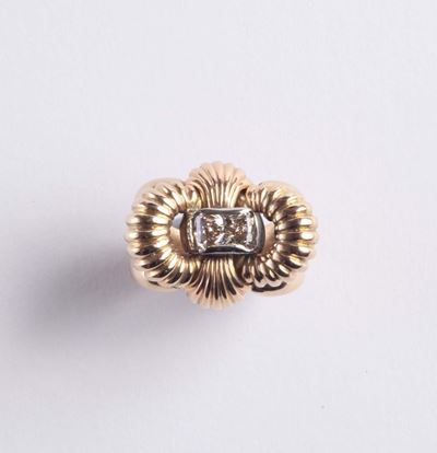 Anello con Diamante Taglio Princess. Anni '40
