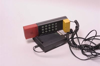 Ettore Sottsass (1917-2007) - Brondi Telefoniatelefono Enorme