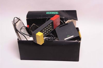 Ettore Sottsass (1917-2007) - Brondi Telefoniatelefono Enorme