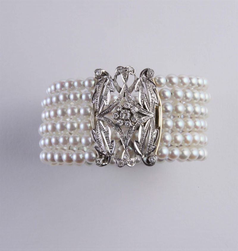 Bracciale rigido con sei fili di perle  - Auction Silvers, Ancient and Contemporary Jewels - Cambi Casa d'Aste