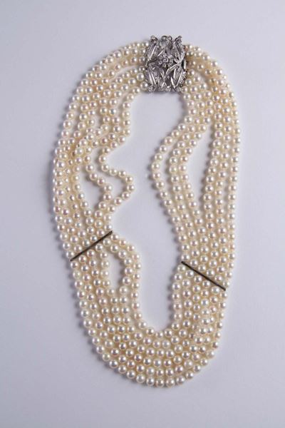 Collana con Sei Fili di Perle