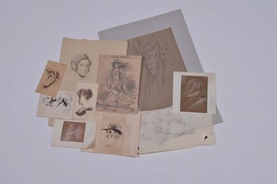 Lotto di Disegni Composto da