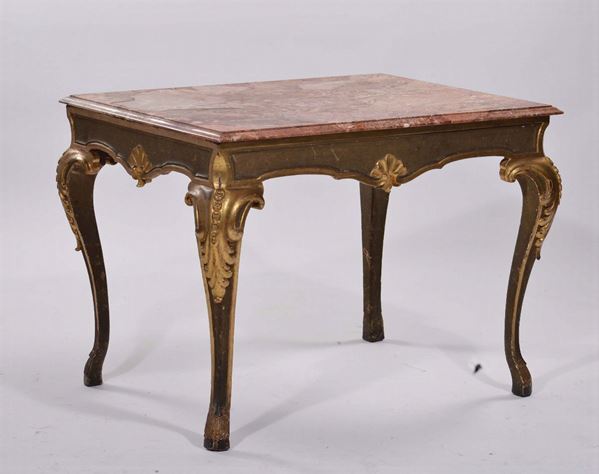 Tavolo da centro in stile barocchetto laccato e dorato