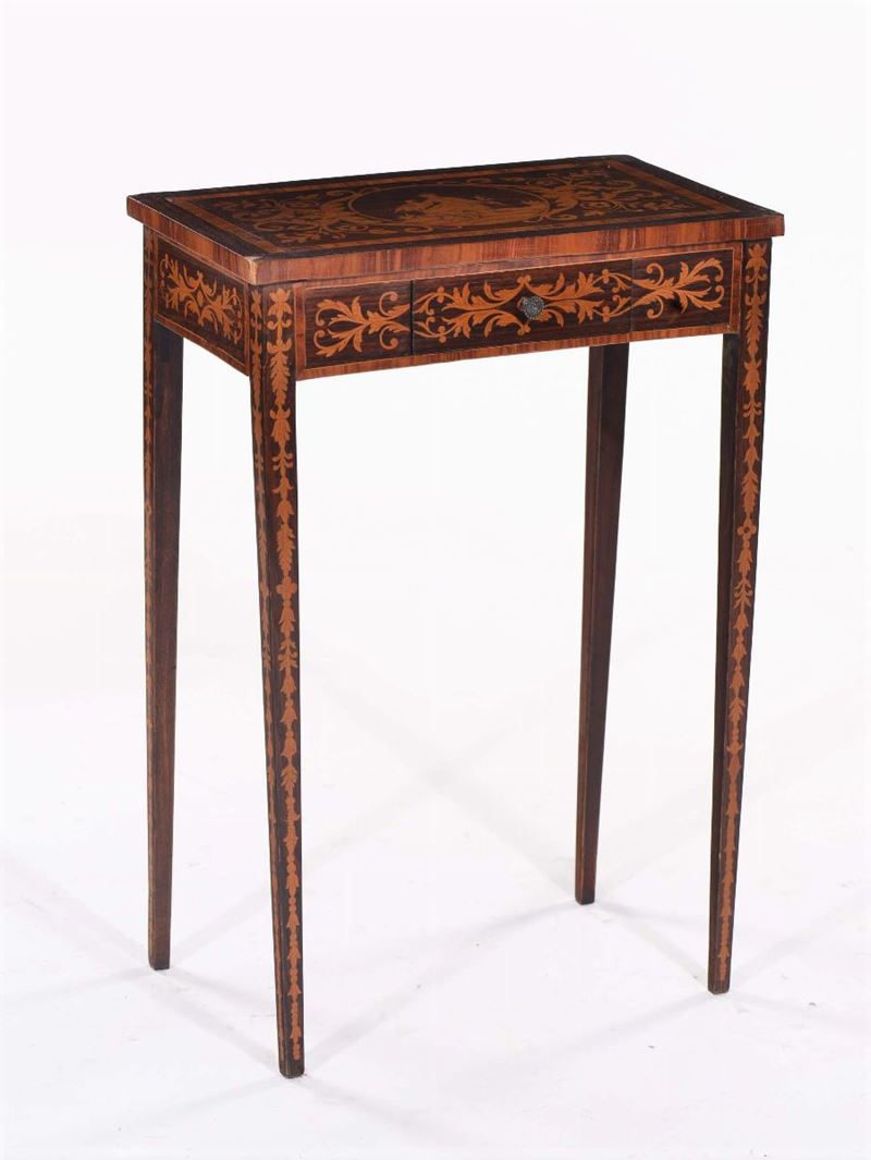 Tavolino tipo Maggiolini dipinto in stile  - Asta La Dimora di un Conoscitore Bolognese - Cambi Casa d'Aste