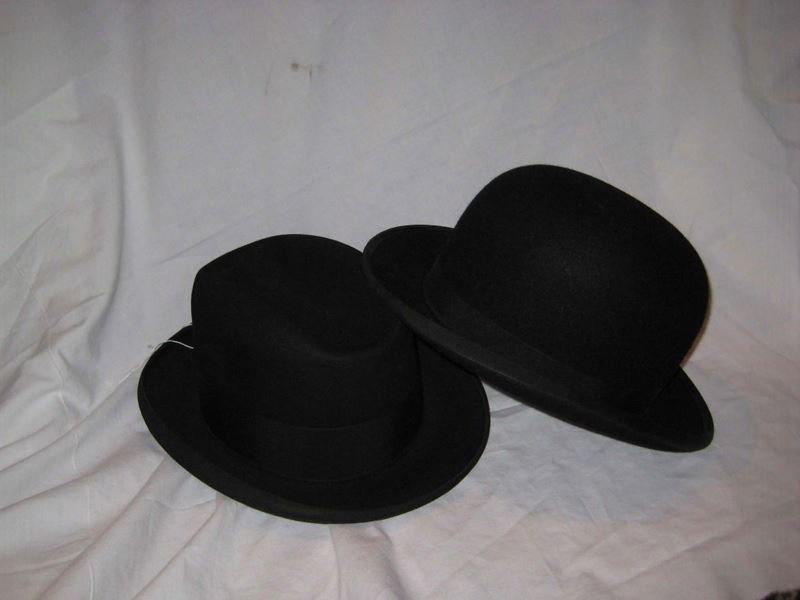Lock & Co Hatters  Londra Lotto di due cappelli  - Auction Vintage - Cambi Casa d'Aste