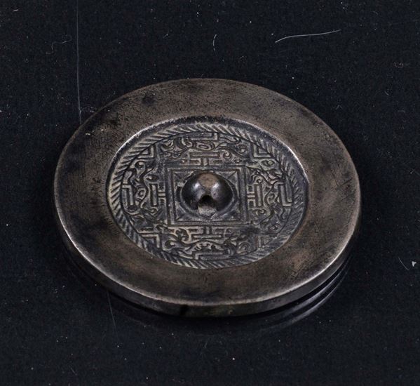 Specchio in bronzo per divinazione Cina, XX secolo