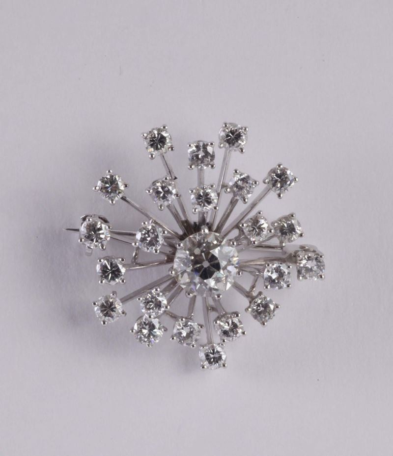 Spilla con diamanti di vecchio taglio  - Asta Argenti e Gioielli Antichi e Contemporanei - Cambi Casa d'Aste