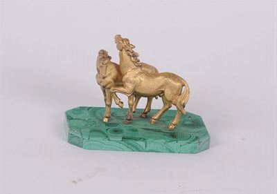 Statuina Raffigurante Cavalli con Base in Malachite