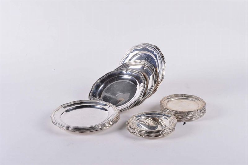 Dodici e diciotto piattini in argento  - Auction Silvers, Ancient and Contemporary Jewels - Cambi Casa d'Aste
