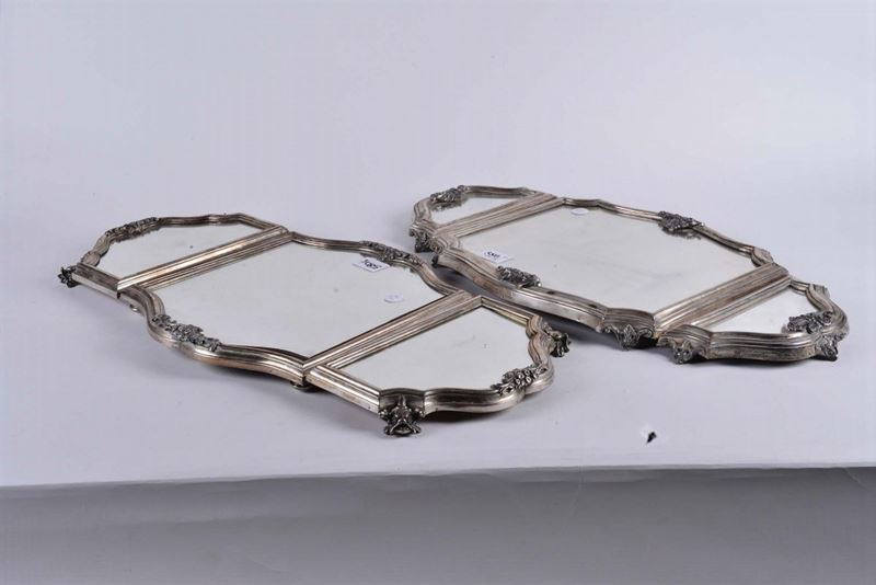 Due centrotavola a specchio con bordi in argento, argenteria italiana del ventennio fascista  - Auction Silvers, Ancient and Contemporary Jewels - Cambi Casa d'Aste