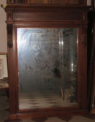 Caminiera in Legno Intagliato, Montanti Scanalati con Mascheroni, CM 171x132