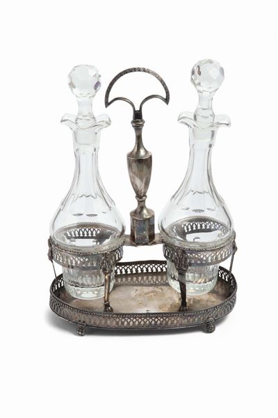 Oliera in Argento Sbalzato, Traforato e Cesellato Punzone della Torretta 1821