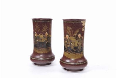 Coppia di Vasetti in Terracotta Dipinti in Poicromia