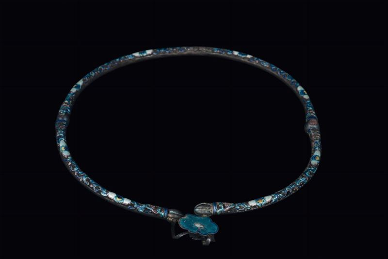Rigid necklace with enamels, China, Qing Dynasty, 19th century, diameter cm 21  - Auction Antique and Old Masters - II - Cambi Casa d'Aste