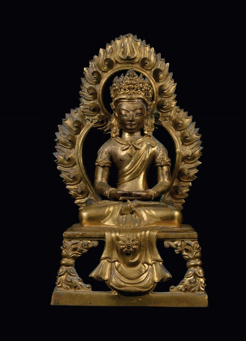 Gilt bronze Amitayus, China, Qing Dynasty, 18th century, cm 20,5  - Auction Fine Chinese Works of Art - Cambi Casa d'Aste