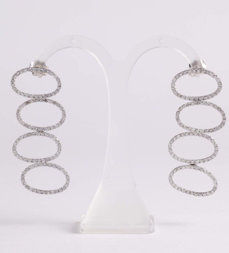 Orecchini pendenti con inserti ovali con diamanti  - Asta Argenti e Gioielli Antichi e Contemporanei - Cambi Casa d'Aste