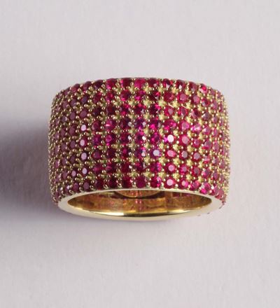 Anello a Fascia con Pavé di Rubini