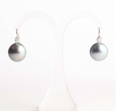 Orecchini con Perla Tahiti e Diamante
