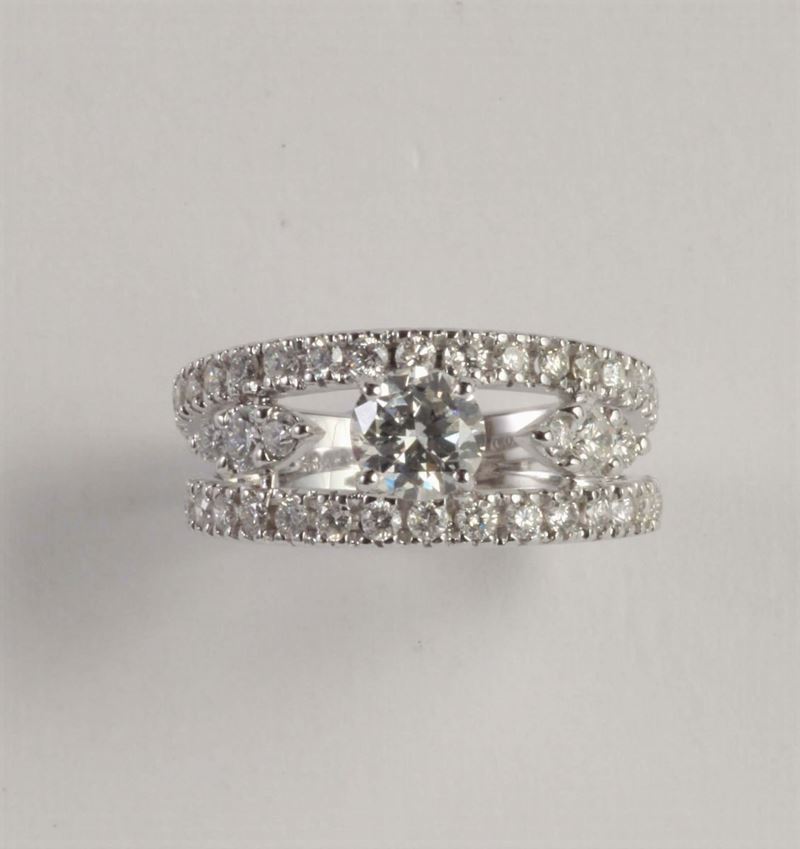 Anello con diamante centrale  - Auction Silvers, Ancient and Contemporary Jewels - Cambi Casa d'Aste