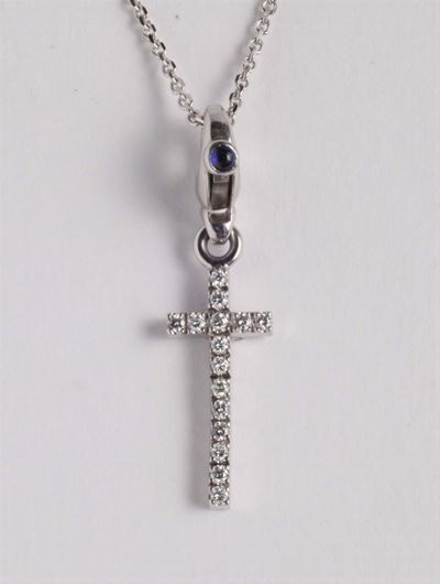 Croce con Diamanti