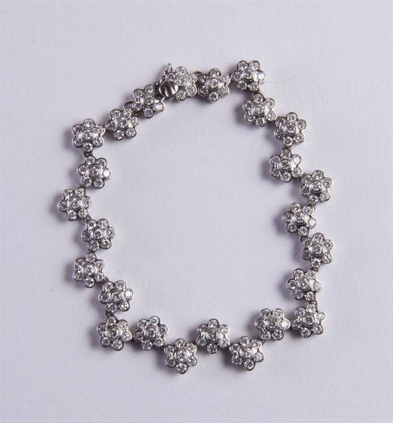 Bracciale con diamanti a motivo floreale  - Auction Silvers, Ancient and Contemporary Jewels - Cambi Casa d'Aste