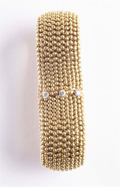 Bracciale a Maglia Morbida con Tre Piccoli Diamanti