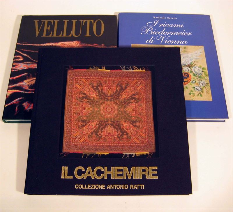  Lotto di tre libri  - Auction Vintage - Cambi Casa d'Aste