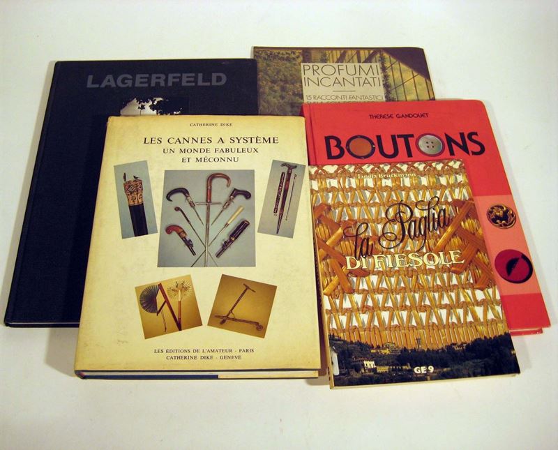  Lotto di cinque libri  - Auction Vintage - Cambi Casa d'Aste