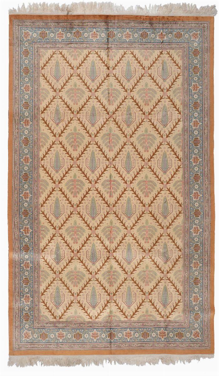 A Persia Kum rug in silk 20th century. Very good condition.  - Auction Ancient Carpets - Cambi Casa d'Aste