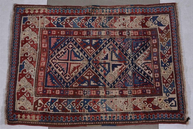 A Caucaso Shirvan rug end 19th century.Ends restored.  - Auction Ancient Carpets - Cambi Casa d'Aste