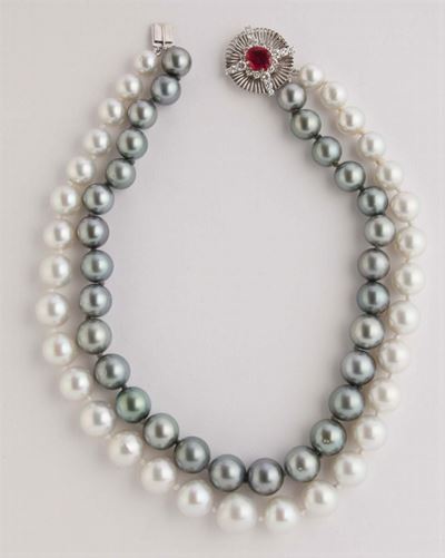 Collana a Due Fili di Perle Australiane e Tahiti con Fermezza con Rubino