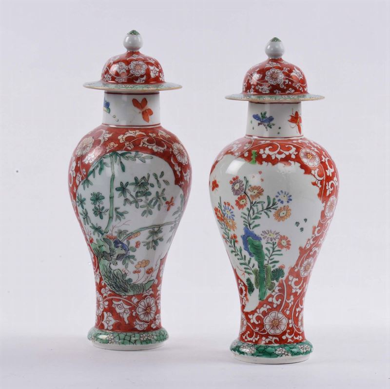 Coppia di potiche in porcellana, Cina XX xsecolo  - Auction Antique and Old Masters - II - Cambi Casa d'Aste
