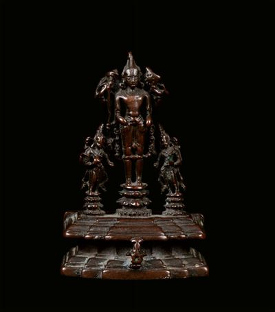 Piccolo Bronzo con Figure a Patina Scura, Cina, Dinastia Wei, VIII Secolo