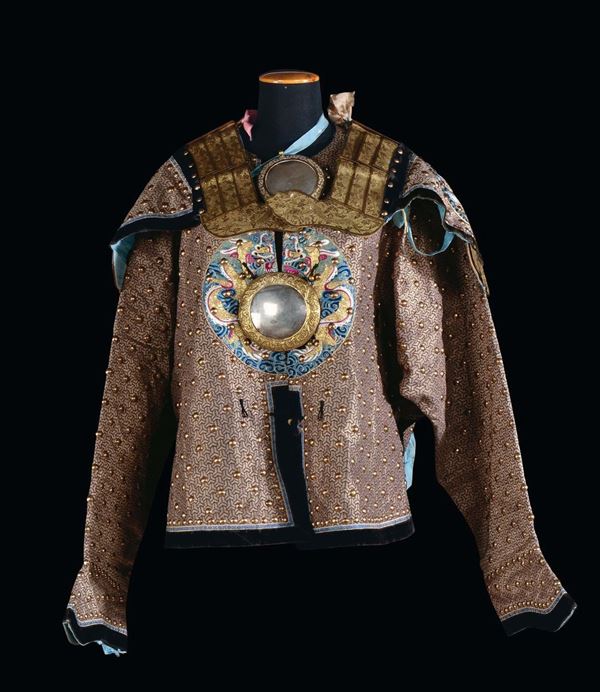 Vestito da guardiano in stoffa e seta ricamata, Cina XIX secolo,