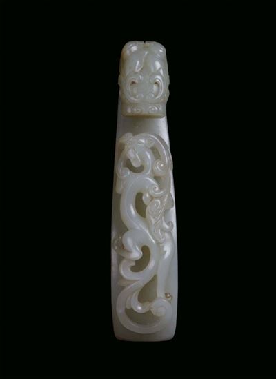 Fibbia in Giada Scolpita, Cina, Dinastia Qing, Periodo Qianlong (1736-1795)