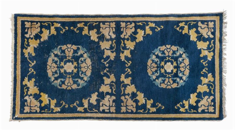 Tappeto cinese, XIX secolo  - Auction Antique and Old Masters - II - Cambi Casa d'Aste